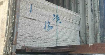 日照 芝麻白花岗岩石材3.0公分光面毛板装柜出货