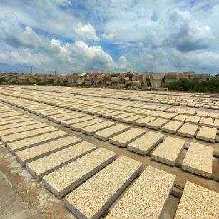 日照 黄金麻荔枝面花岗岩石材地铺石防护中