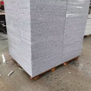 日照 芝麻白火烧面1.8厚300*600地铺石，尺寸标准，厚薄均匀