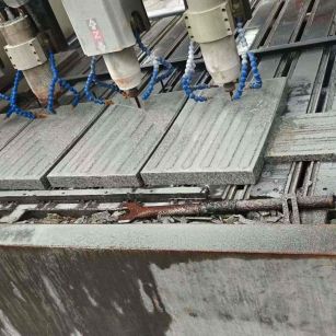 日照 芝麻白花岗岩荔枝面盲道雕刻