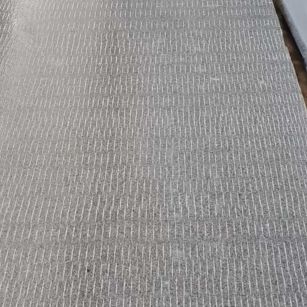 日照 芝麻灰花岗岩斧剁面，刀斩面