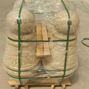 日照 黄金麻异形定制雕花——棒棒糖挡车柱