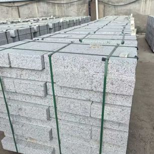 日照 白麻花岗岩路沿石，弧形路沿石，道牙石，马路牙子，界石，路缘石，平沿石，直岩石，平缘石等