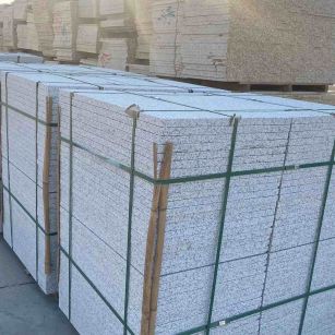 日照 白麻花岗岩荔枝面地铺石