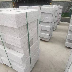 日照 白麻花岗岩路沿石，立缘石，平缘石，路牙石，道牙石，马路牙子等