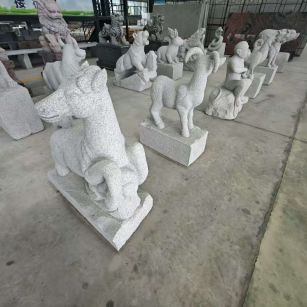 日照 芝麻白花岗岩造型立体雕刻——十二生肖