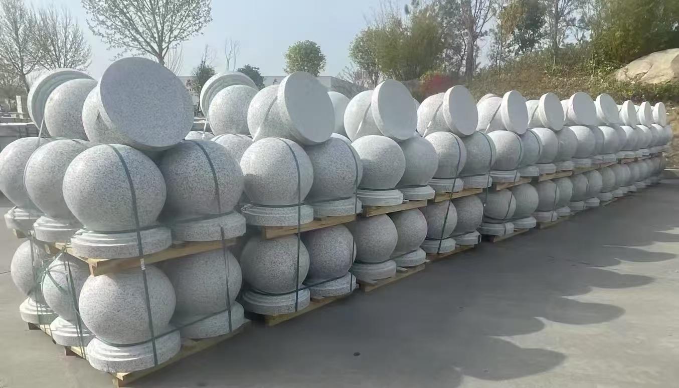 日照 白麻花岗岩石材圆球，石球，挡车球，隔离球，景观石球，风水球等