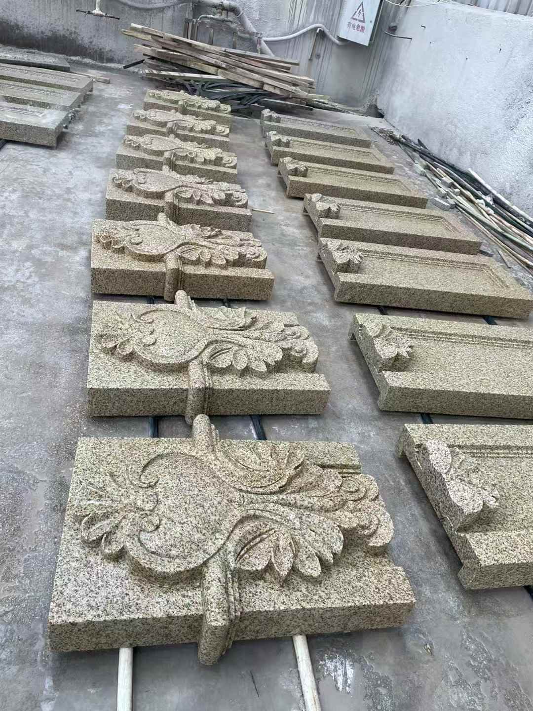 日照 黄金麻花岗岩别墅外墙雕刻板