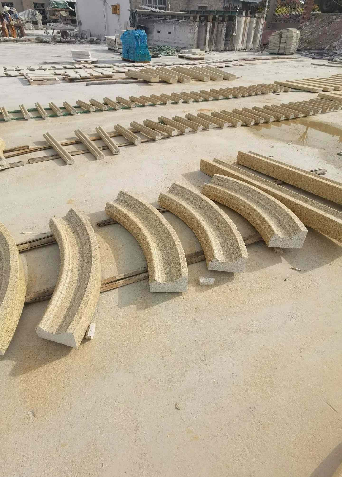 日照 黄金麻花岗岩别墅线条