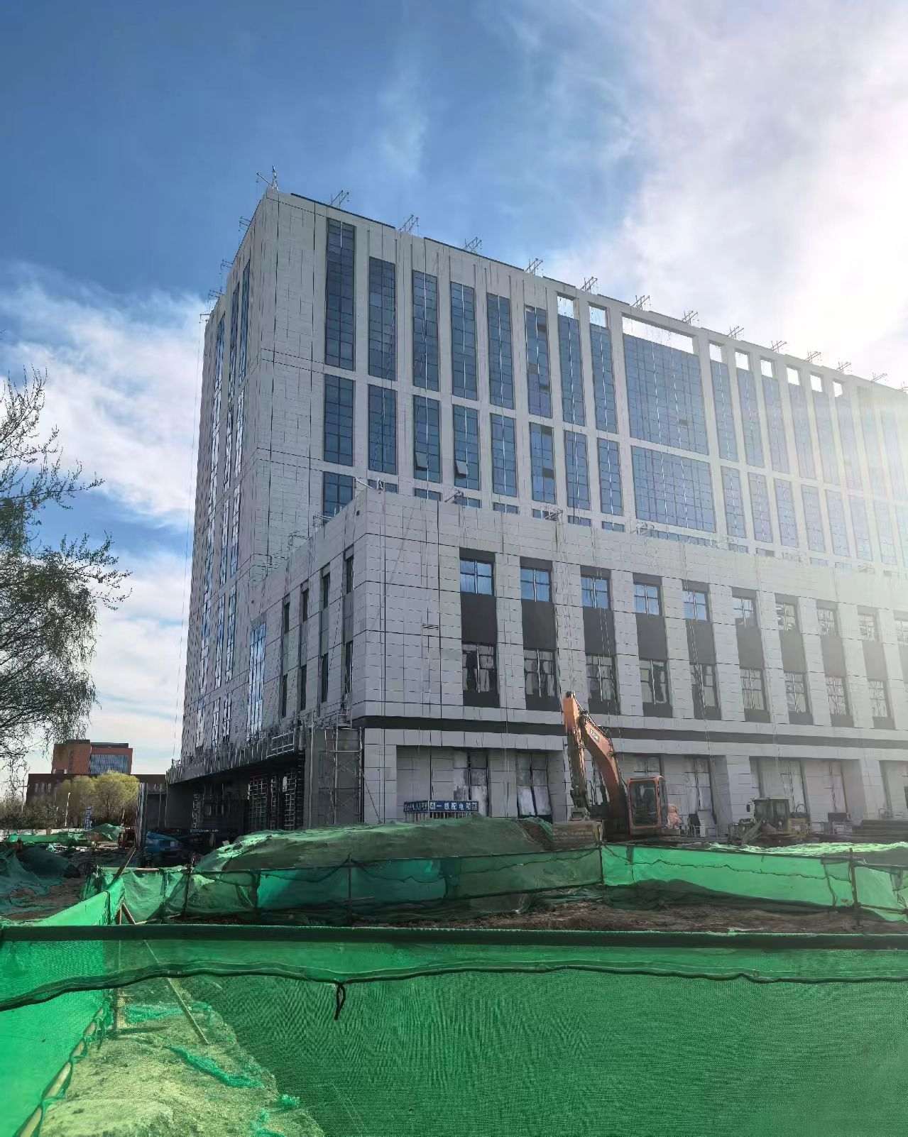 日照 白麻花岗岩石材外墙干挂