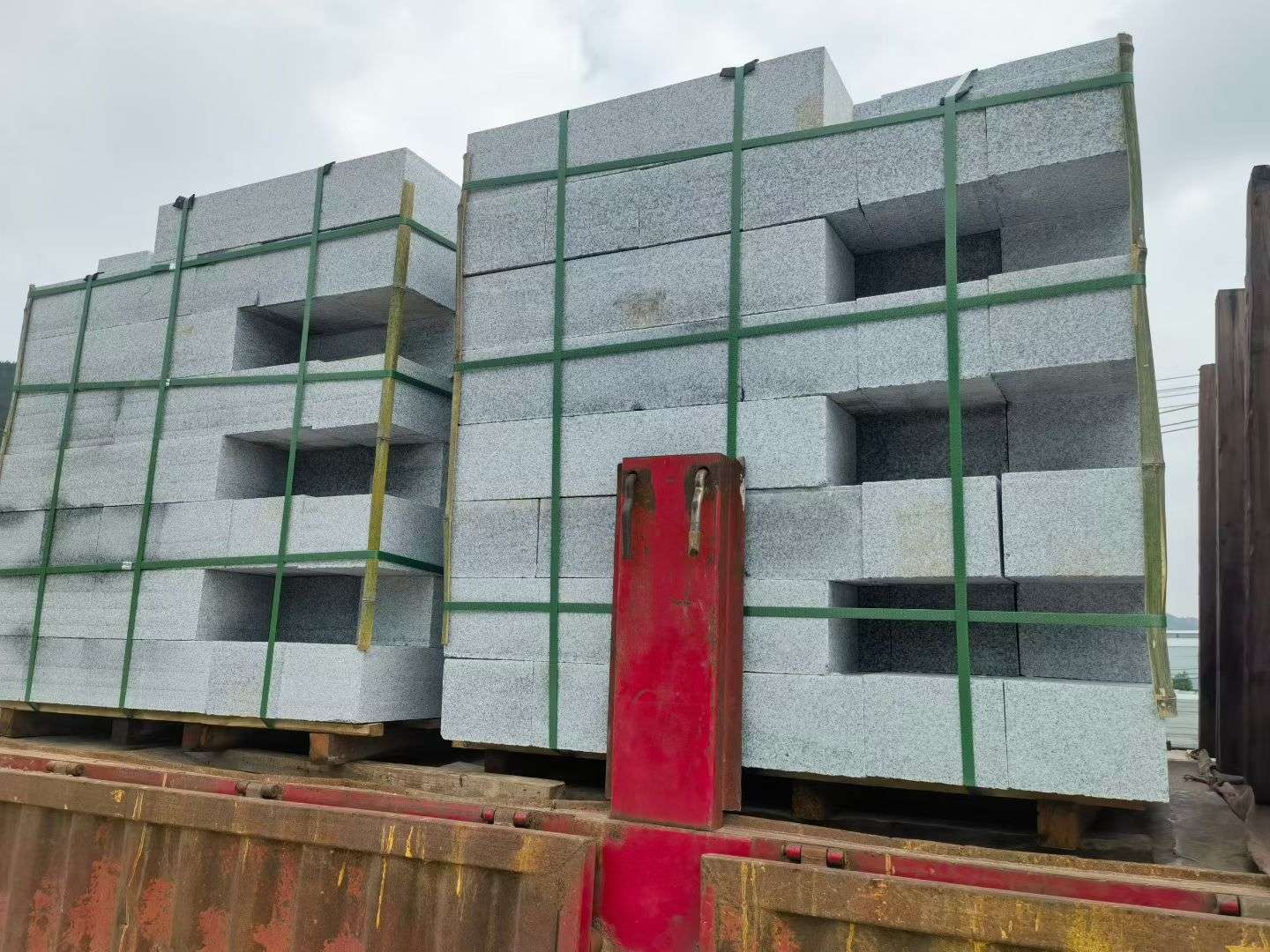 日照 芝麻白花岗岩路沿石，平石，路侧石，马路牙子，路缘石，立缘石，平缘石等