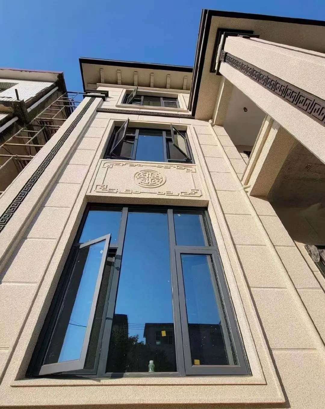 日照 黄金麻荔枝面别墅外墙干挂效果展示