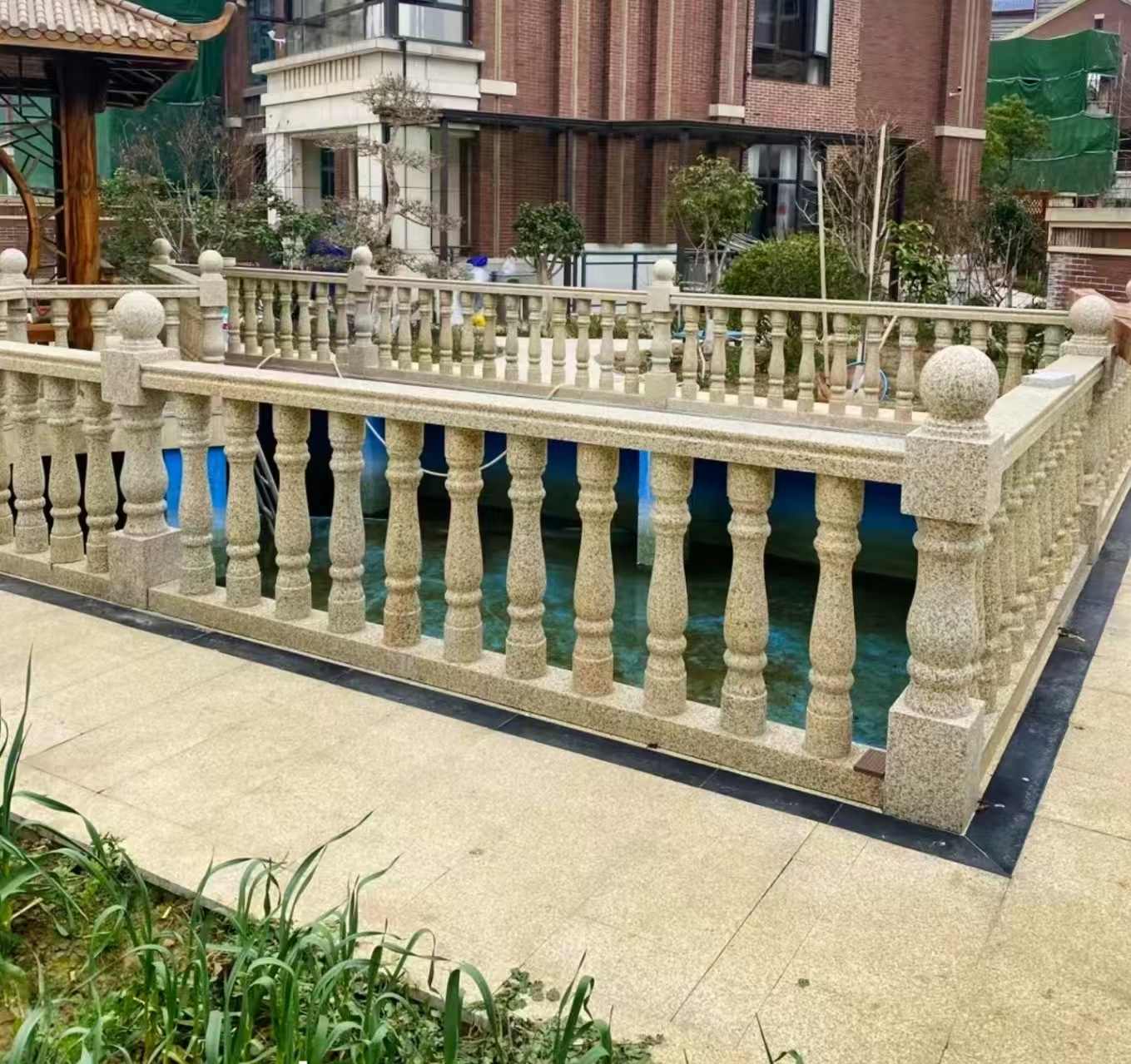 日照黄金麻花岗岩石材栏杆，扶手，将军柱，花瓶柱