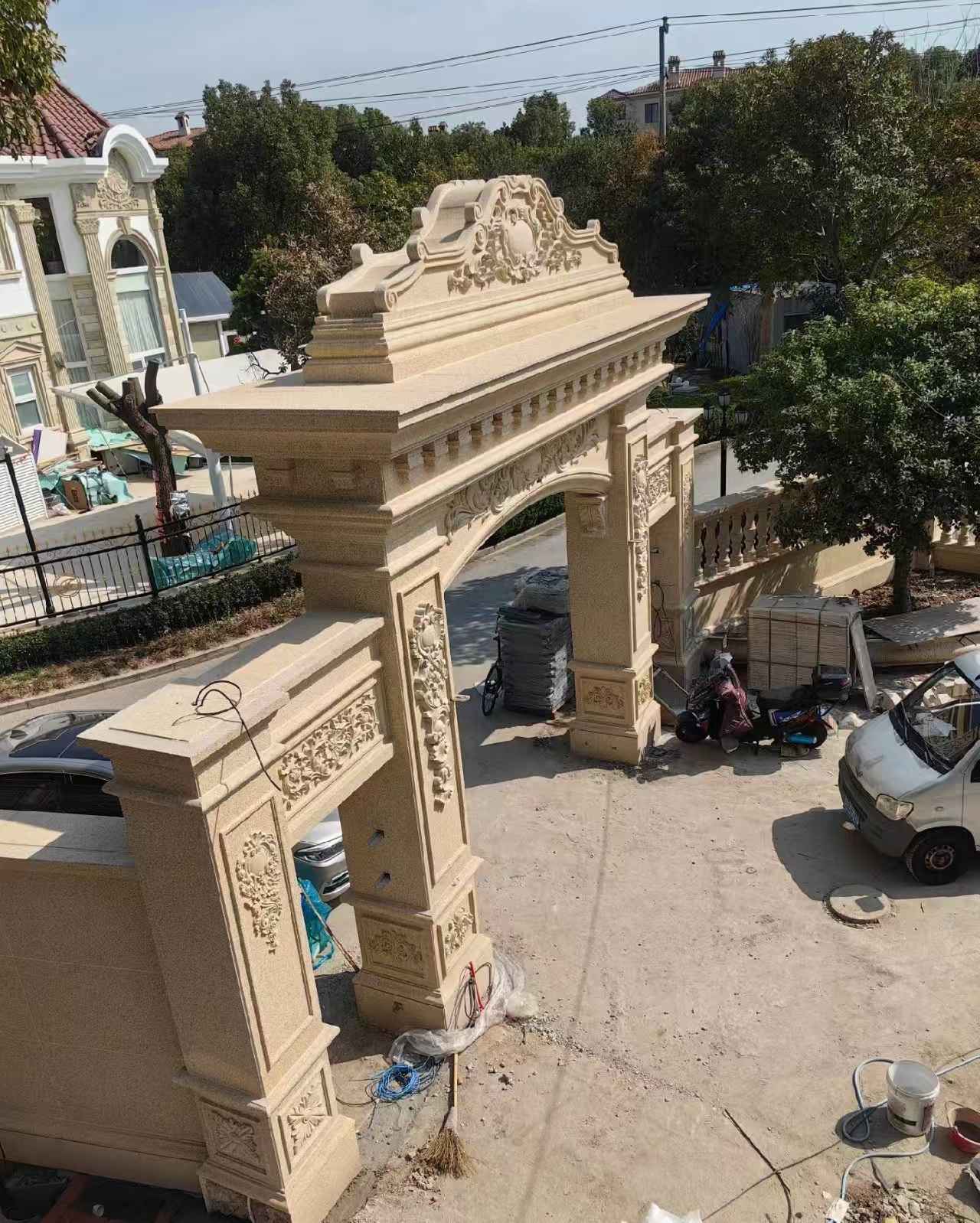 日照 黄金麻荔枝面花岗岩别墅门楼